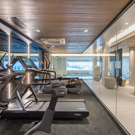 Apartamento à Avec Espace Bien-être, Piscine, Sauna Et Salle De Sport - Fr-1-569-35 *